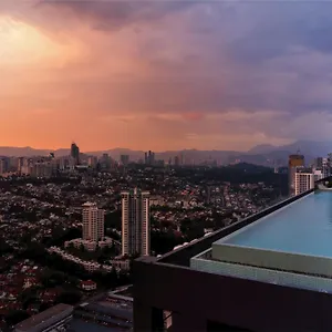 https://viia-residences-by-five-senses.kualalumpurs-hotels.com